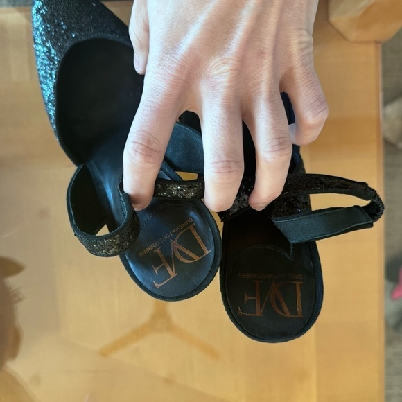 DVF Diane von Furstenberg black glitter heels sling back pumps d’Orsay women’s - Picture 7 of 13